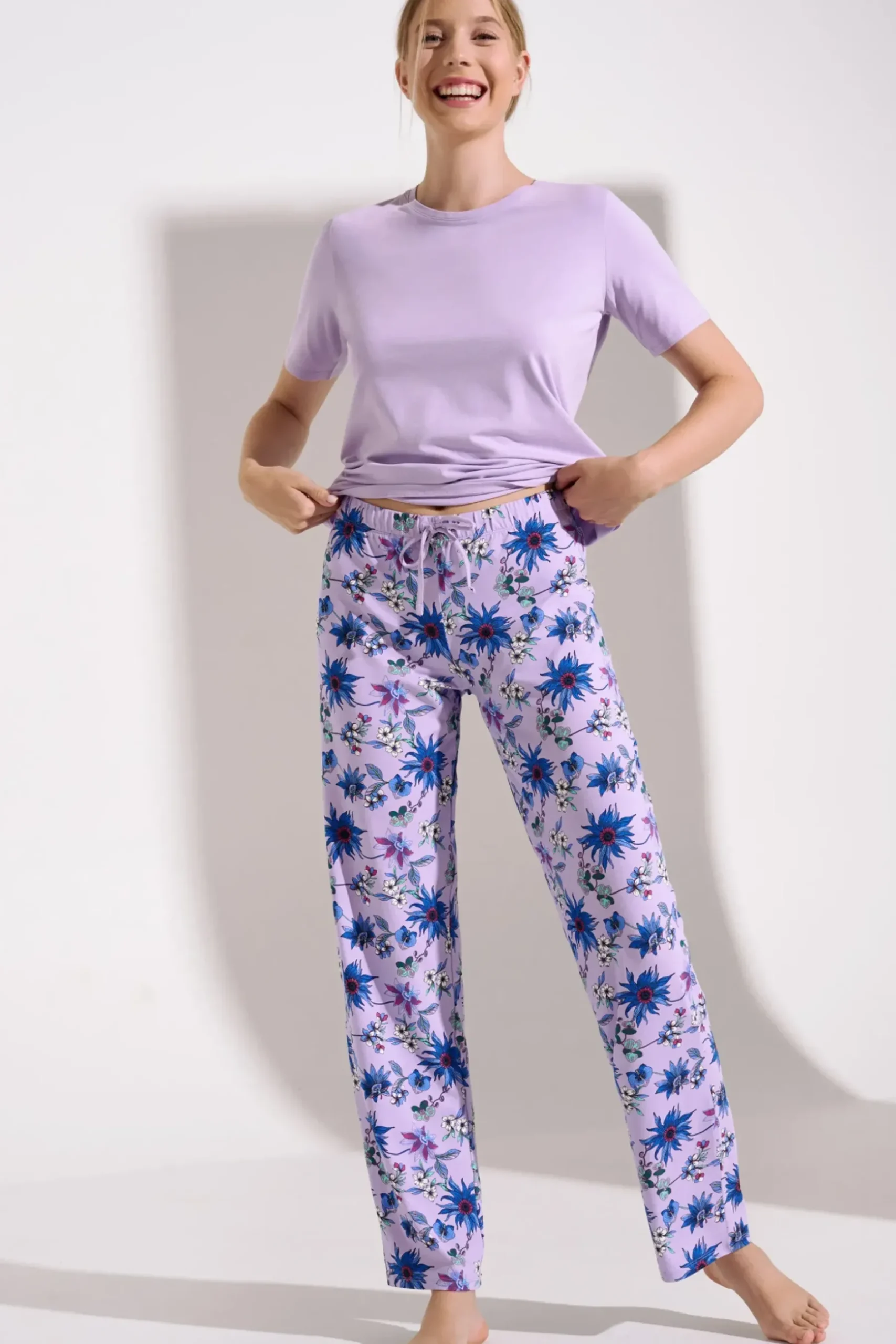 Clearance Pyjama mit Schlafshirt und Hose »Flowers« Damen Pyjamas